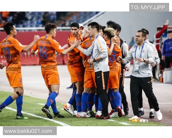 聚焦足球球星转会市场解析全球豪门之间的博弈与未来趋势 聚焦足球球星转会市场解析全球豪门之间的博弈与未来趋势